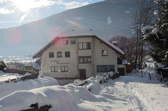 Das Landhaus Metzgerstub'n im Winter in St. Michael im Lungau